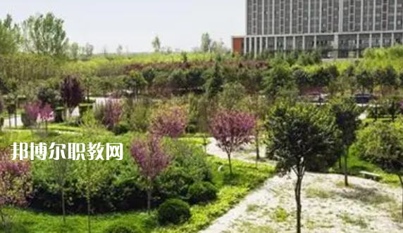 陜西省高新技術(shù)學(xué)校地址，乘車路線