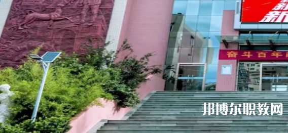 石家莊美術職業(yè)學校地址，乘車路線
