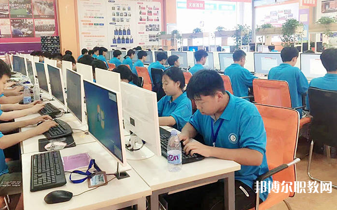 貴陽市新華電腦中等職業(yè)學(xué)校怎么樣、好不好