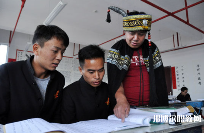 2023貴州省畢節(jié)彝文雙語(yǔ)職業(yè)學(xué)校招生計(jì)劃 招生人數(shù)是多少(附要求、條件、對(duì)象)