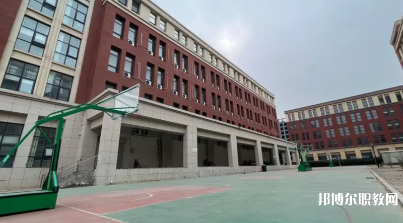 2023鄭州創(chuàng)新科技中等專業(yè)學校多少錢 鄭州創(chuàng)新科技中等專業(yè)學校各專業(yè)學費收費標準