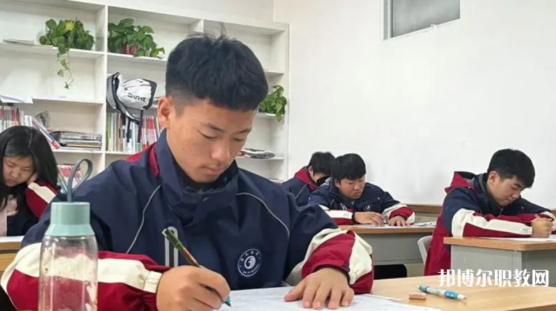 2023鄭州創(chuàng)新科技中等專業(yè)學(xué)校招生計劃 招生人數(shù)是多少(附要求、條件、對象)
