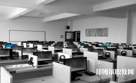 南召縣培英中等職業(yè)學校怎么樣、好不好