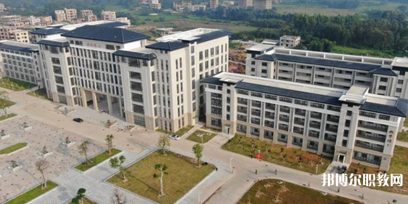 肇慶商貿(mào)中等職業(yè)學校2023年招生錄取分數(shù)線（2024參考）