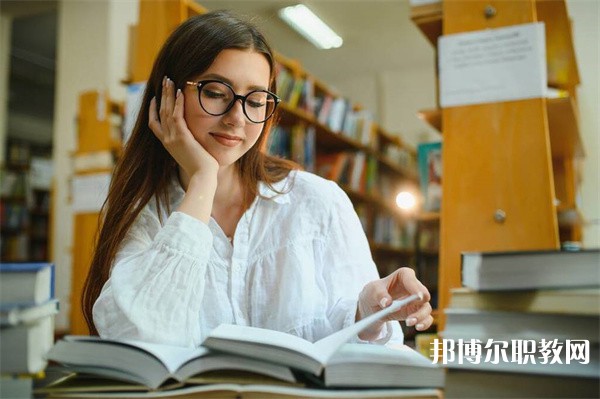 廣東哪里的中職學校能讀社會文化藝術(幼兒教育方向)專業(yè)
