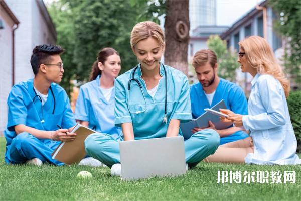 廣東哪里的中專學(xué)校能讀學(xué)前教育（音樂、舞蹈表演方向）專業(yè)