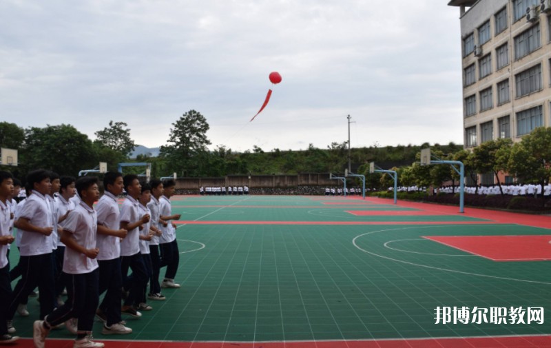 2024靈川縣職業(yè)中等專業(yè)學(xué)校招生計劃 招生人數(shù)是多少(附要求、條件、對象)