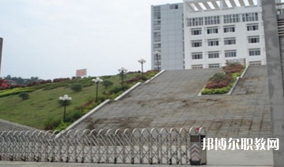 2024百色市民族工業(yè)中等專業(yè)學(xué)校招生計(jì)劃 招生人數(shù)是多少(附要求、條件、對(duì)象)