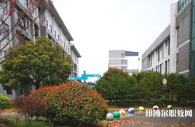 2024蕪湖市光明職業(yè)學(xué)校招生計(jì)劃 招生人數(shù)是多少(附要求、條件、對(duì)象)