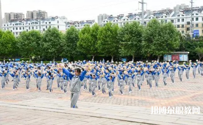 青島西海岸新區(qū)黃海職業(yè)學(xué)校怎么樣、好不好