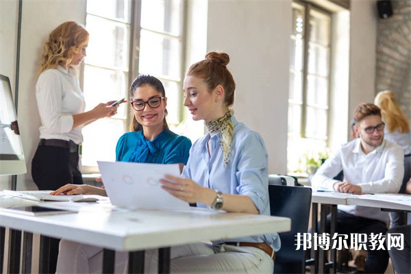 四川哪里的中專學(xué)校能讀汽車維修與檢測(cè)專業(yè)