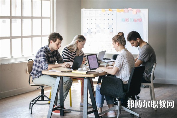 貴州哪里的職業(yè)學校能讀化學工藝專業(yè)