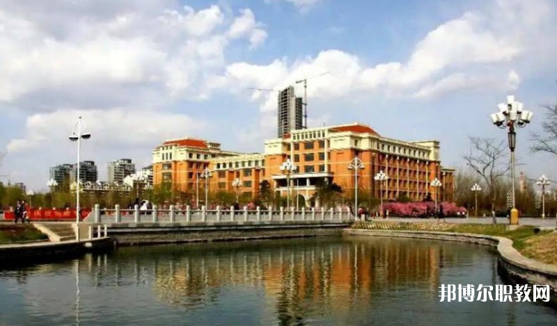 2025渤海大學(xué)附屬中等職業(yè)技術(shù)專業(yè)學(xué)校招生計(jì)劃 招生人數(shù)是多少(附要求、條件、對(duì)象)