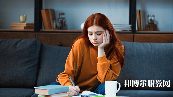 貴州哪里的職業(yè)中學能讀韓國美容美發(fā)專業(yè)