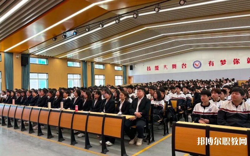 2025運(yùn)城市職業(yè)技能學(xué)校招生計(jì)劃 招生人數(shù)是多少(附要求、條件、對象)