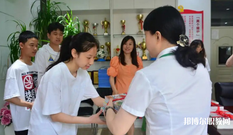 沈陽市皇姑區(qū)聾人學校怎么樣、好不好