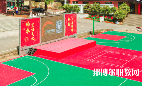 2025西雙版納職業(yè)中學(xué)最新排名前三名單
