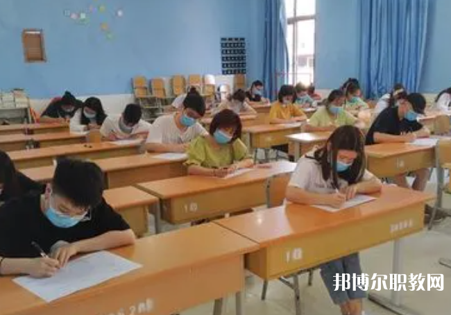 2025張家界中職學(xué)校最新排名前三名單