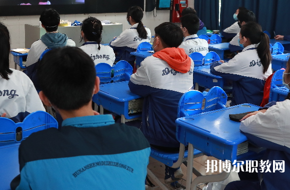 2025煙臺中職學校最新排名前三名單