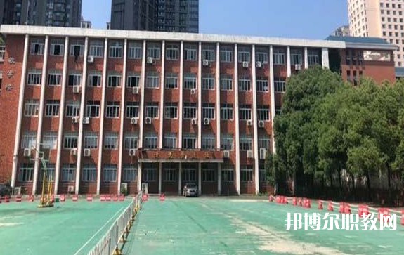 湖北2025年初中生能讀的鐵路學校