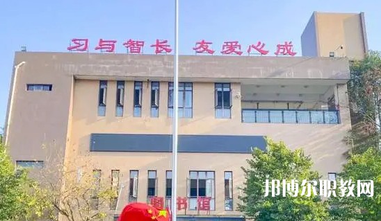成都2025年讀什么鐵路學(xué)校比較好