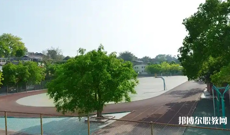 自貢2025年300分能上鐵路學校嗎